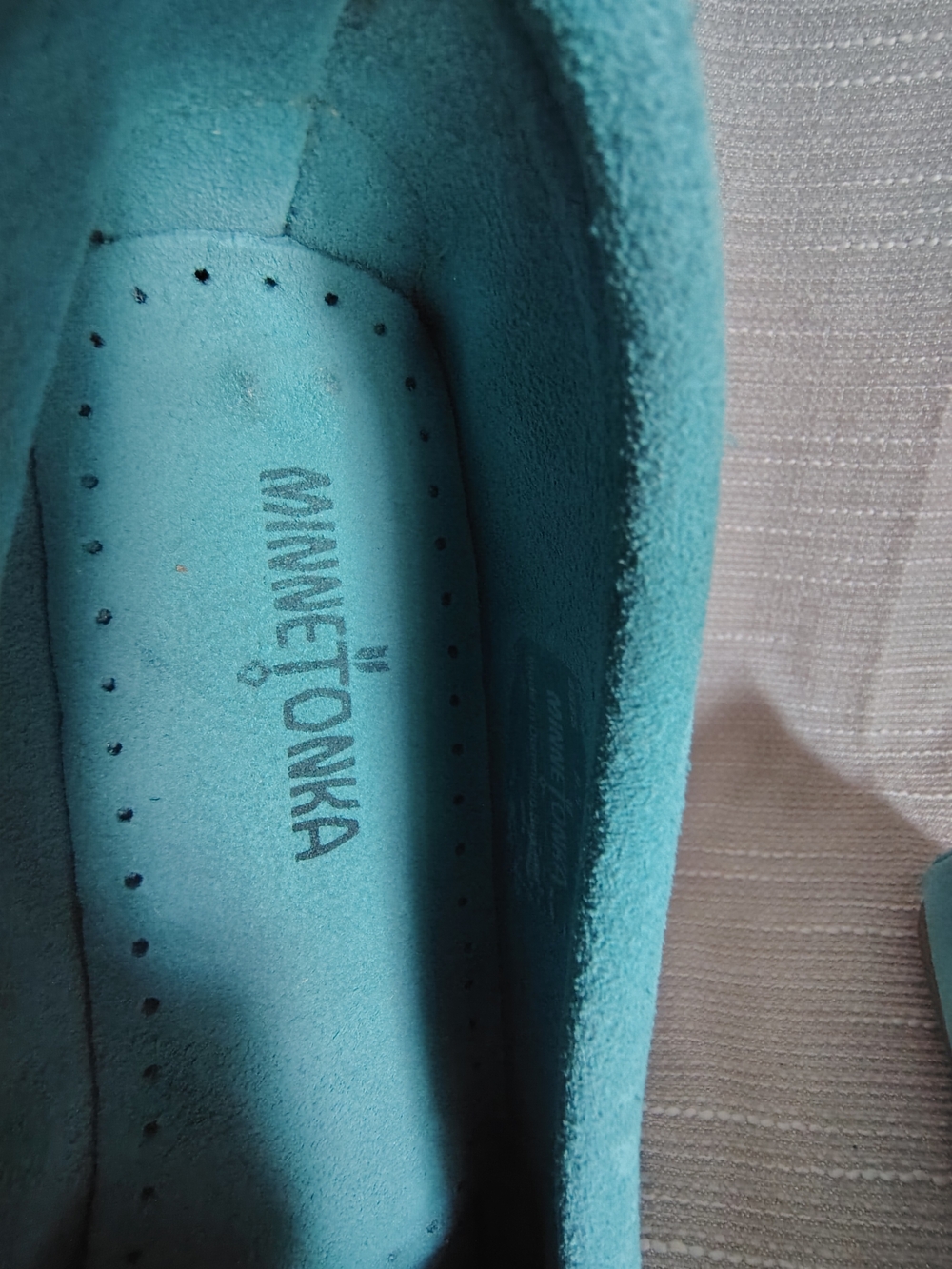 Minnetonka Turquoise Suede Moccasin Driving Flats Women's 9.5 Loafers - Picture 5 of 9